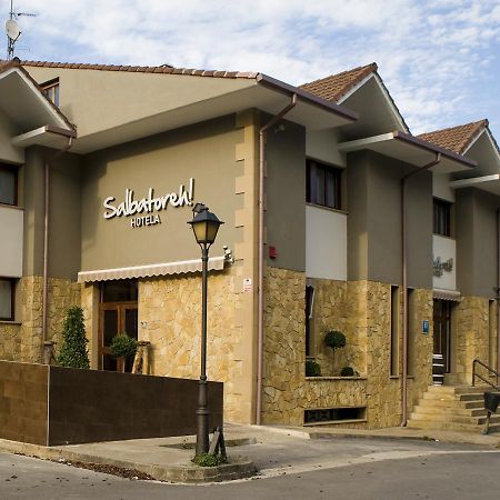 Hotel Salbatoreh Beasain Exterior foto