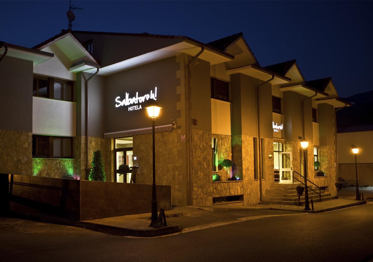 Hotel Salbatoreh Beasain Exterior foto